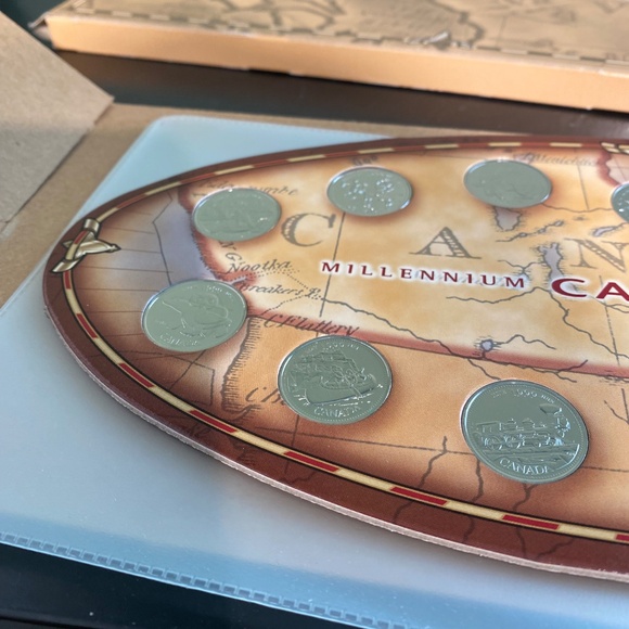 Royal Canadian Mint - Millenium Coin set - Picture 3 of 7